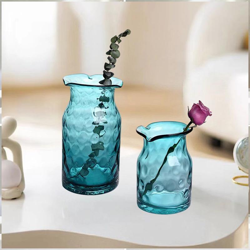 Creative Nordic Light Luxury Style Art Ice Point Shaped Durable Glass Vase for Modern Home Decor and Wedding Occasions