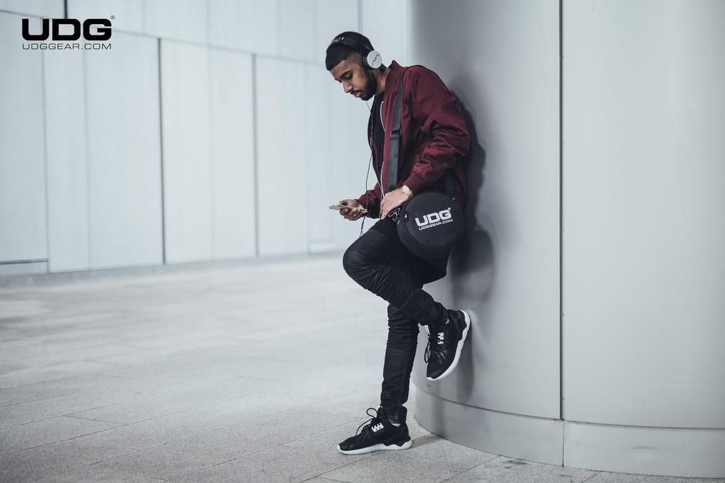 UDG Ultimate DIGI Kopfhörertasche Schwarz Kopfhörertasche Kopfhöreretui