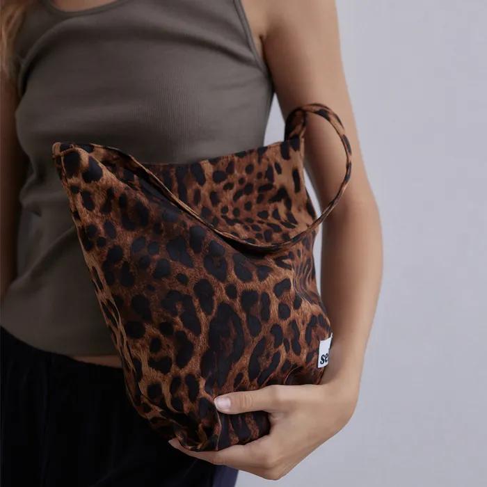 Leopard Bucket Bag (Brown)