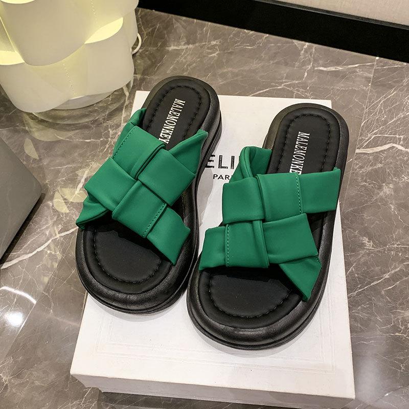 

Internet celebrity thick bottom heightening cool slippers women s summer wear 2025 new French high-end fashion beach one-word 40 зелёный