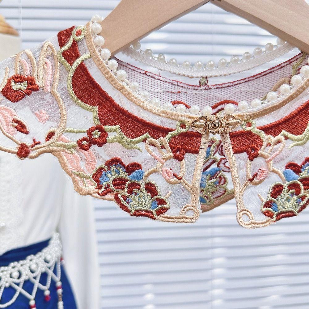 Elegant Hanfu Shawl Floral Pattern Chinese Style Hanfu Shoulder Collar Vintage Traditional Yunjian Round Neck Costume Accessory