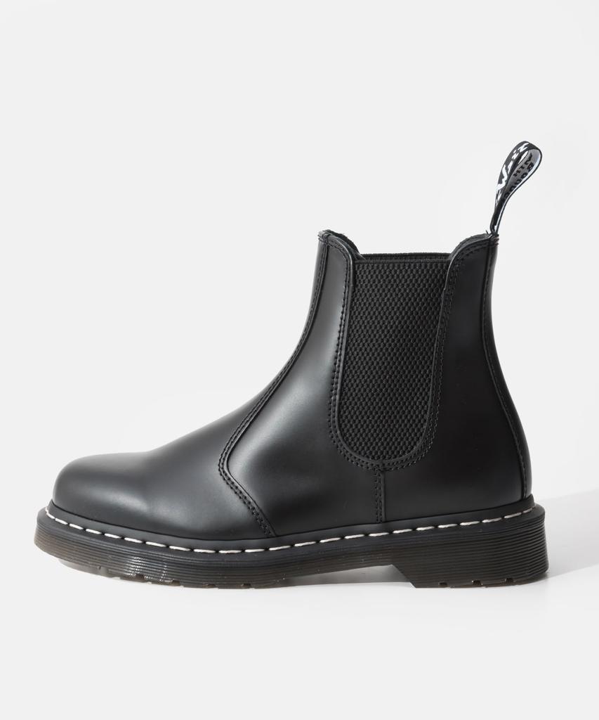 Dr. Martens 2976 Chelsea Boots 26257001 White Stitch Leather Black