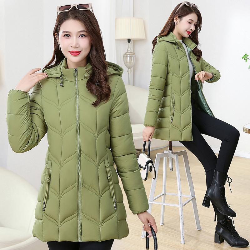 Women's Long, Stylish, and Slimming Winter Coat – Warm and Fashionable, with Extra Padding for Added Warmth.