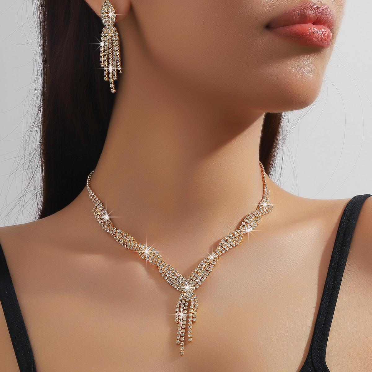 Cross Border Fashion Elegant Rhinestone Wrapped Necklace Earrings Two-piece Set for Women s Wedding Banquet Jewelry Set