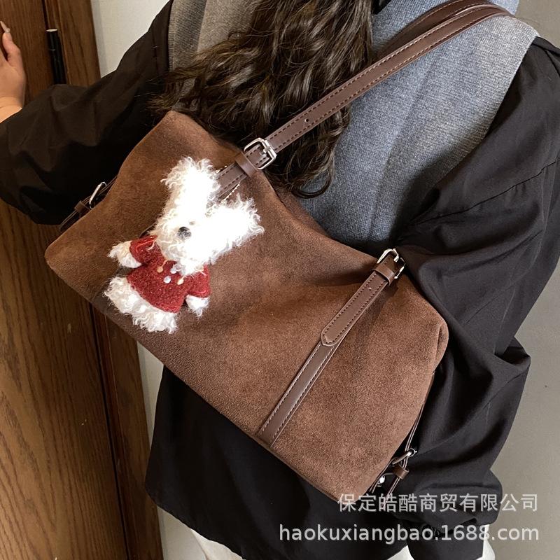 Autumn and winter retro large-capacity suede bag women's 2025 new casual commuter shoulder bag portable tote bag