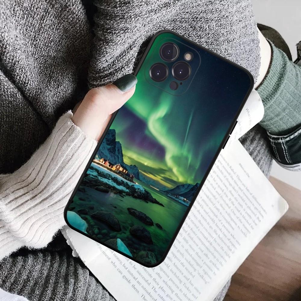 Beautiful Northern Lights Phone Case For IPhone 16 15 8 7 6 6S Plus X SE XR XS 14 11 12 13 Mini Pro Max Mobile Case