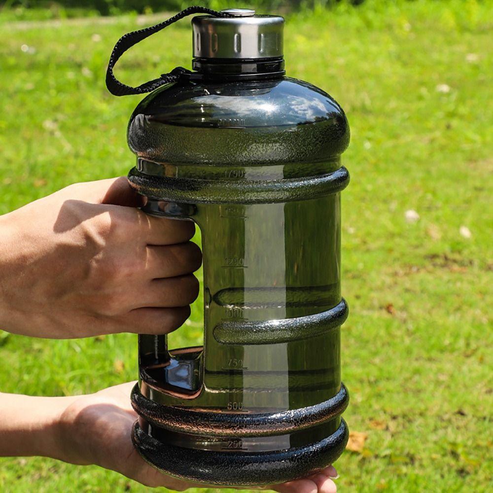 1ks Odolná galonová láhev na vodu Přenosná PETG láhev na sportovní nápoje 2L Velká kapacita s rukojetí Šejkr láhev