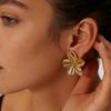 Personalized design Butterfly stud earrings Fashion temperament Titanium steel earrings Women do not fade versatile