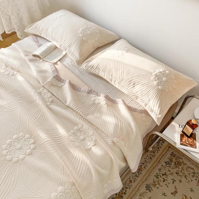 Shanshan Multi-functional Lightweight Quilt