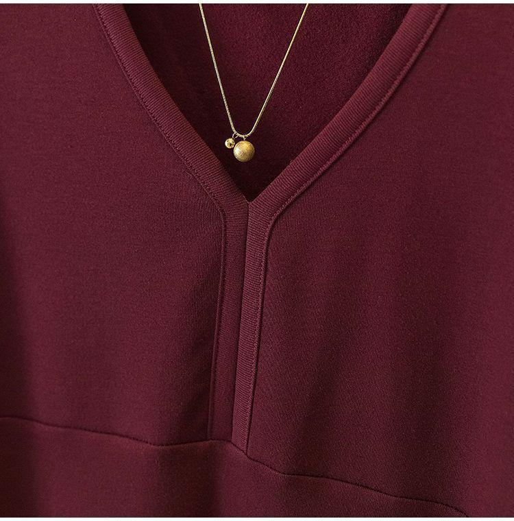 Plus Size Women's Double-Sided Velvet V-Neck Top: Autumn/Winter, Long Sleeve, Loose & Slimming Design, Hides Flaws