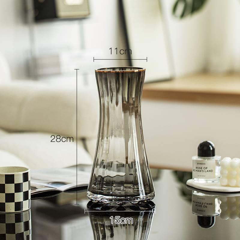 Elegant Small Glass Vase for Fresh Flowers - Perfect for Living Room or Dining Table Decor
