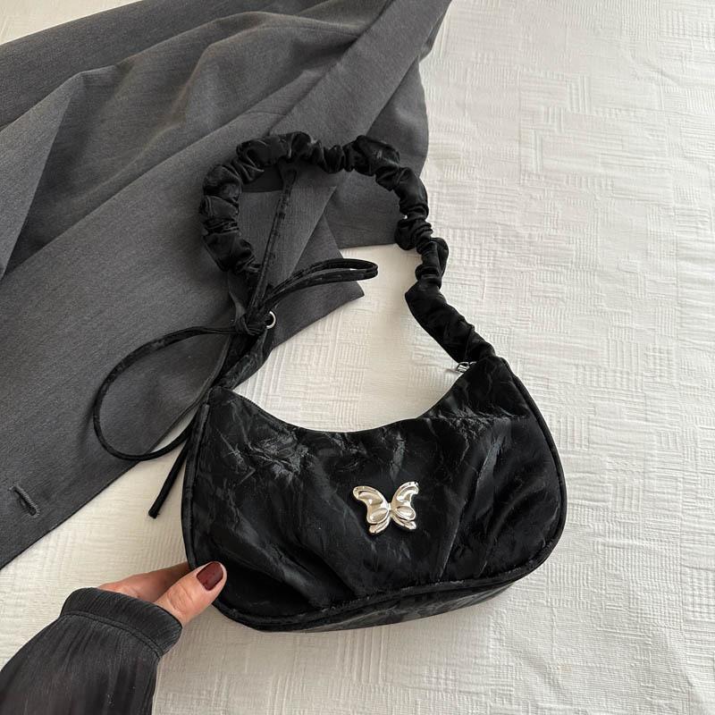Elegant Casual Women s Underarm Bag 2024 Stylish Simple Pleated Design Handbag чёрный