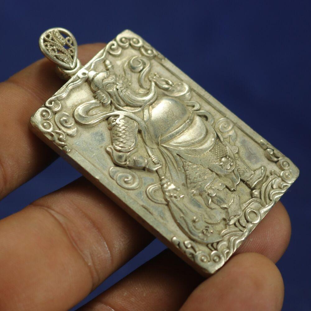 Chinese Tibet Silver Carved Armored Guan Gong Statues Amulet Necklace Pendant