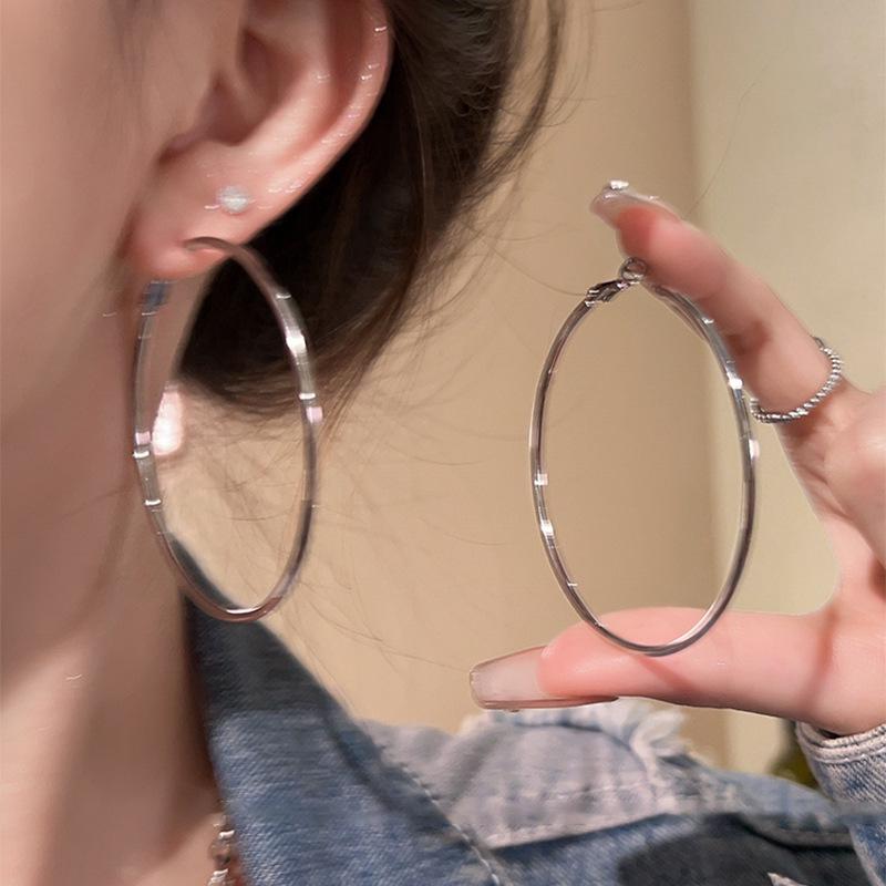 S925 Sterling Silver Hoop Earrings: Exaggerated, Luxurious & Versatile for Women