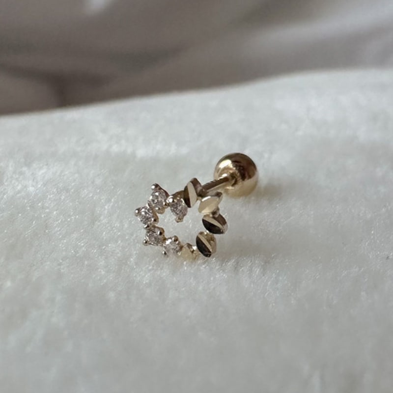 Youngglow 14k Heart Wreath Half Cubic Piercing