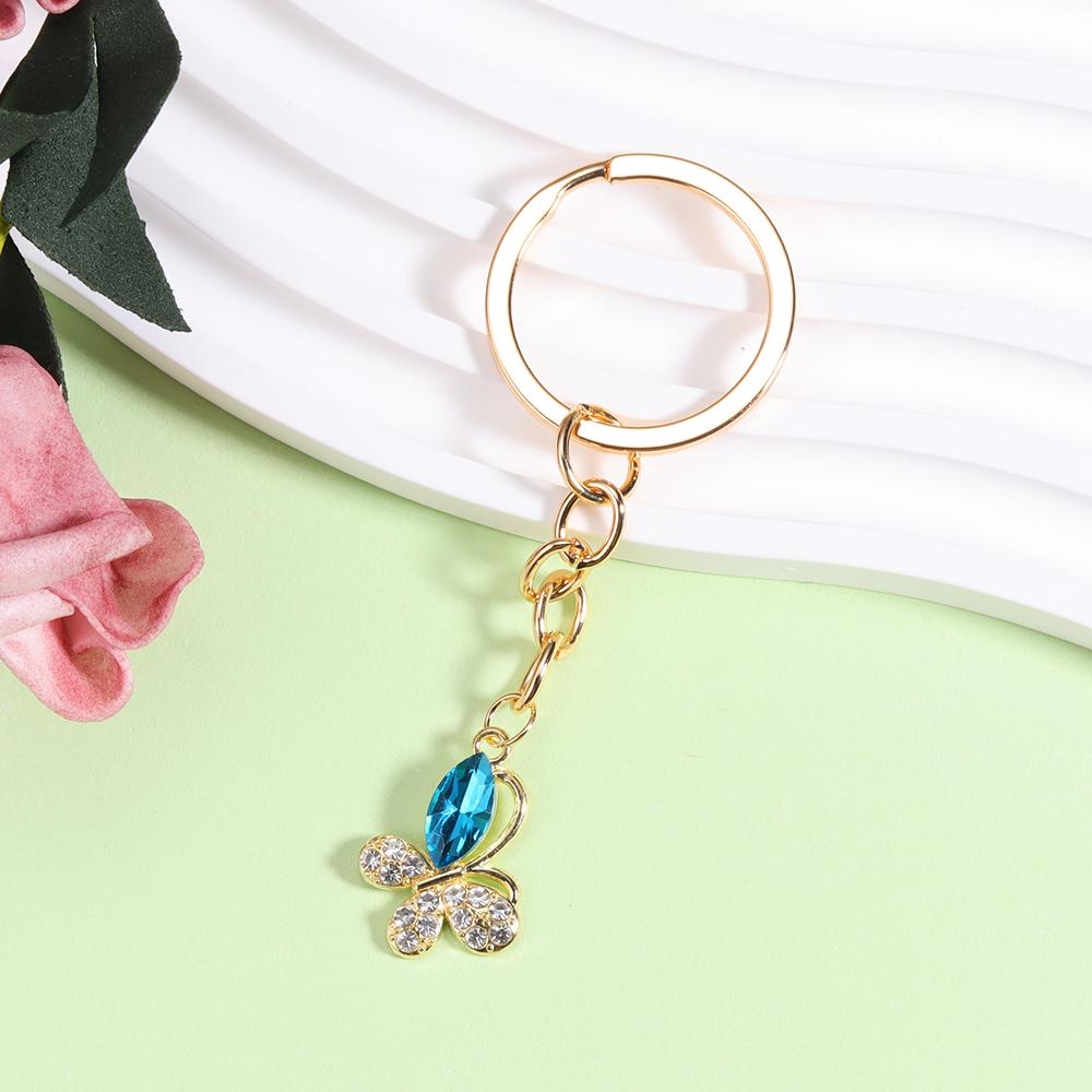 Sparkling crystal pearl Snowflake Keychain Boho Zinc alloy metal Key Chain Ring for Women Kids Christmas Accessories Keyholder