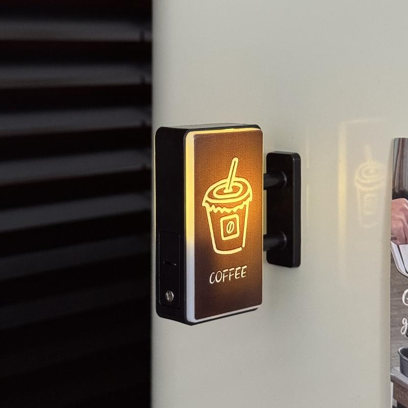 1 Stück Magnetisches Haus Miniatur-Lochblech Kaffeeecke Kreative Atmosphäre Lichtschild Kühlschrankmagnet Café Leuchtende Dekoration