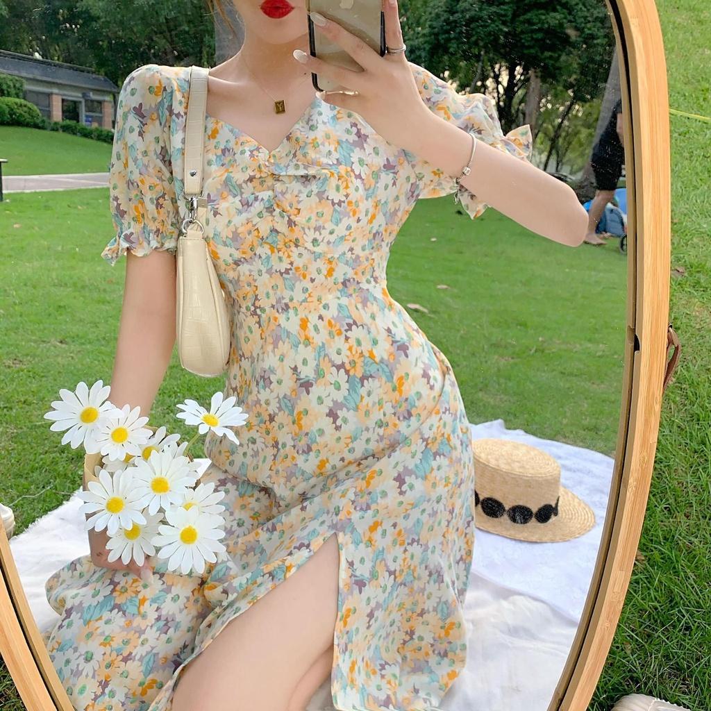 Summer Plus Size Floral Dress With V-neckline And Puff Sleeves Perfect For Any Occasion