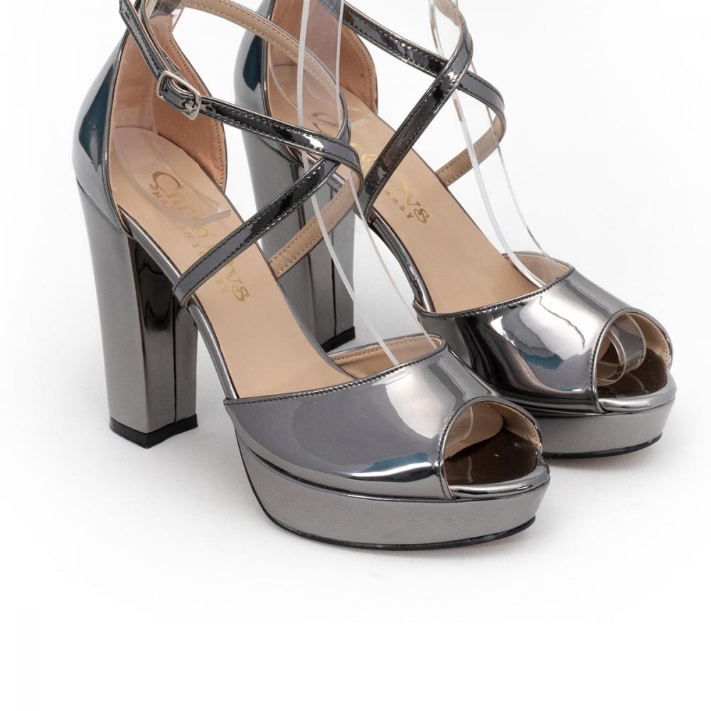 

Женские белые шлепанцы на каблуке Stiletto