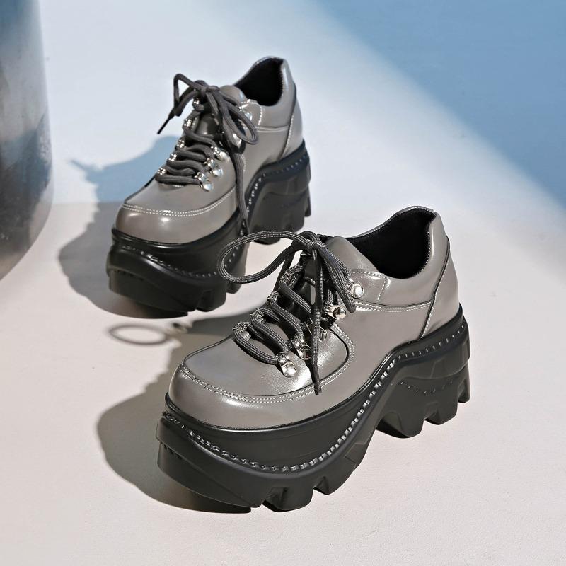Women's Fashion Platform Leather Shoes High Quality  Chunky Sneakers Sweet Cool Girl Punk Style Thick Sole Sneaker Zapatos Mujer