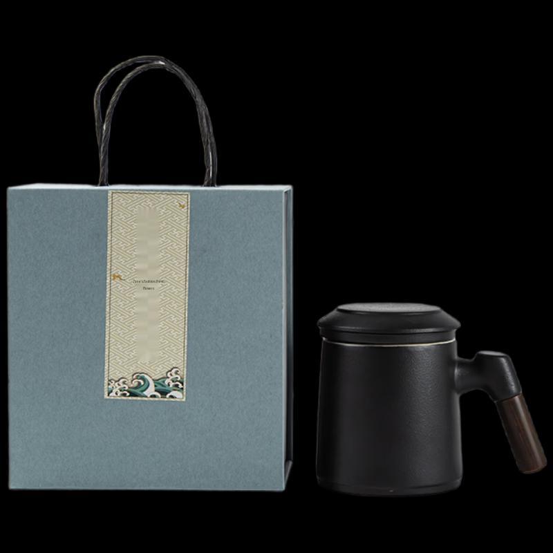 

Fangran Ceramic Tea Cup with Infuser and Lid