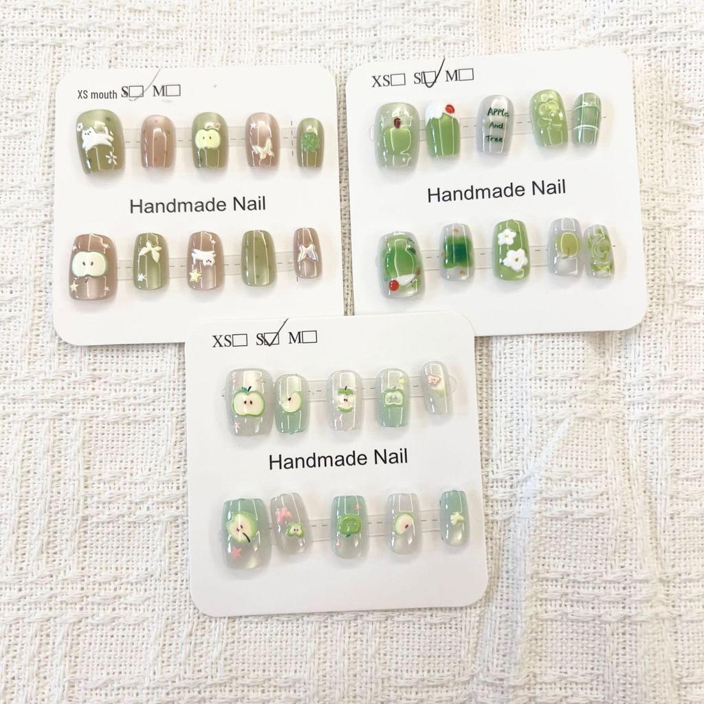 Ice Translucent Green Apple Glitter Press-On Nails with Cat Eye Art Stickers