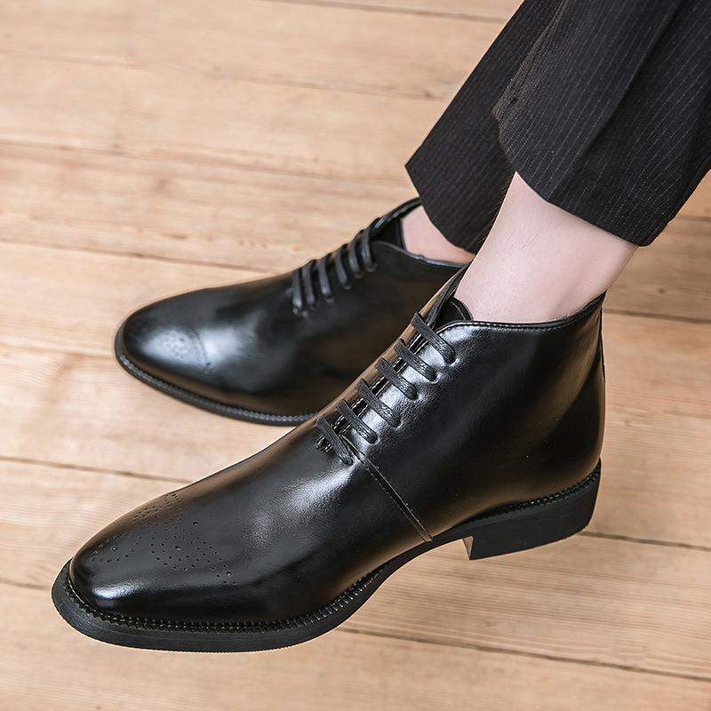 Large Size Medium Tube Fashion Men's Shoes Spring and Autumn New Outer Wear Polished Pointed Leather Boots High Top Lace-up Casual Boots