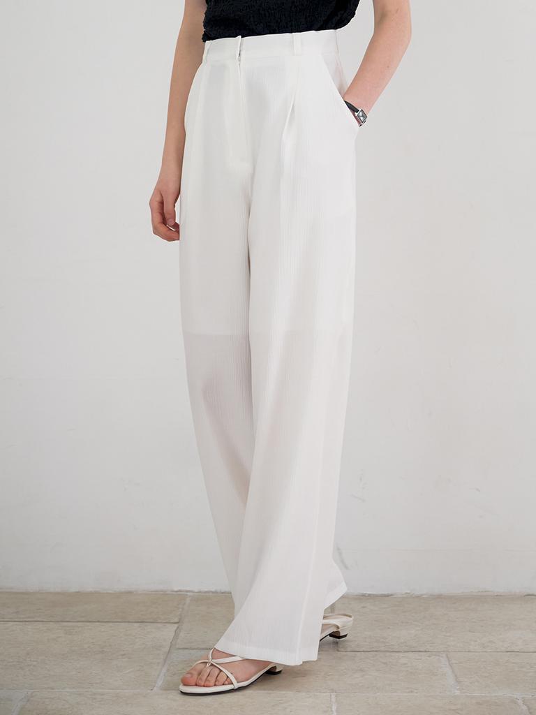 MOMET Wrinkle Single-Pleat Wide Slacks Ivory