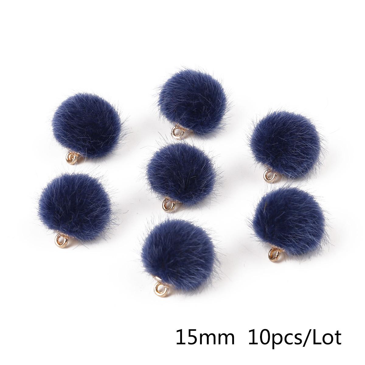 

Хутряні кульки. Помпон для пришивання. В’язаний брелок. Шарф. Взуття. Шапки. Прикраси своїми руками. Аксесуари.