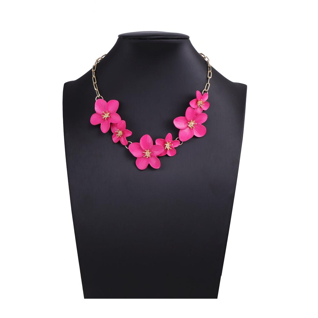 European and American Exaggerated Fashion Simple Light Luxury Design Sense Alloy Series Flower Collarbone Chain Exotic Style Versatile Women's Models