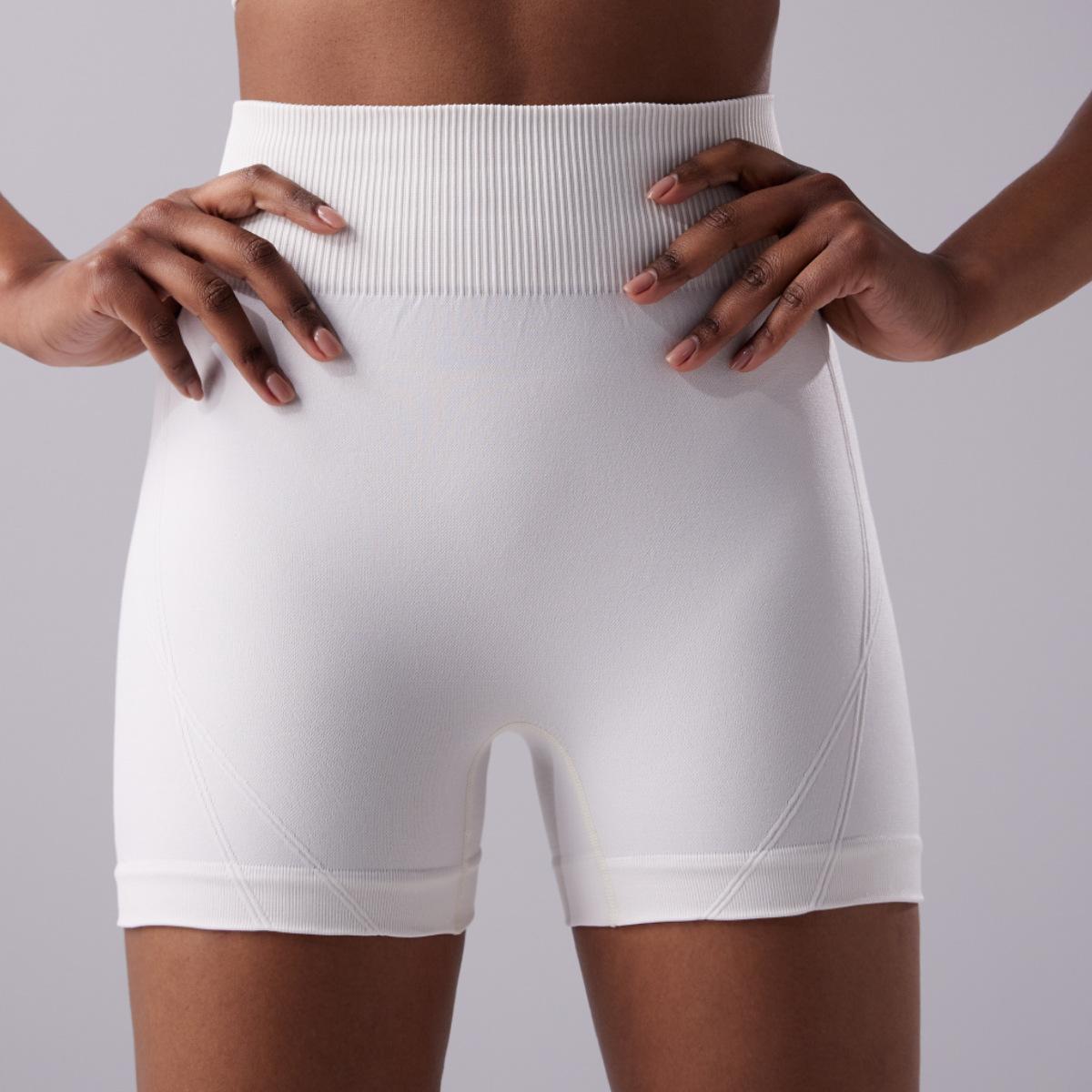 

Sports shorts European and American threaded yoga clothes fitness yoga sports high waist yoga pants shorts XS бежевий