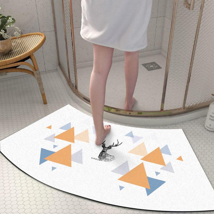 Diatom Mud Floor Mat Arc-shaped Dirt-resistant Anti-slip Mat Household Absorbent Bathroom Floor Mat Bathroom Door Simple Foot Mat