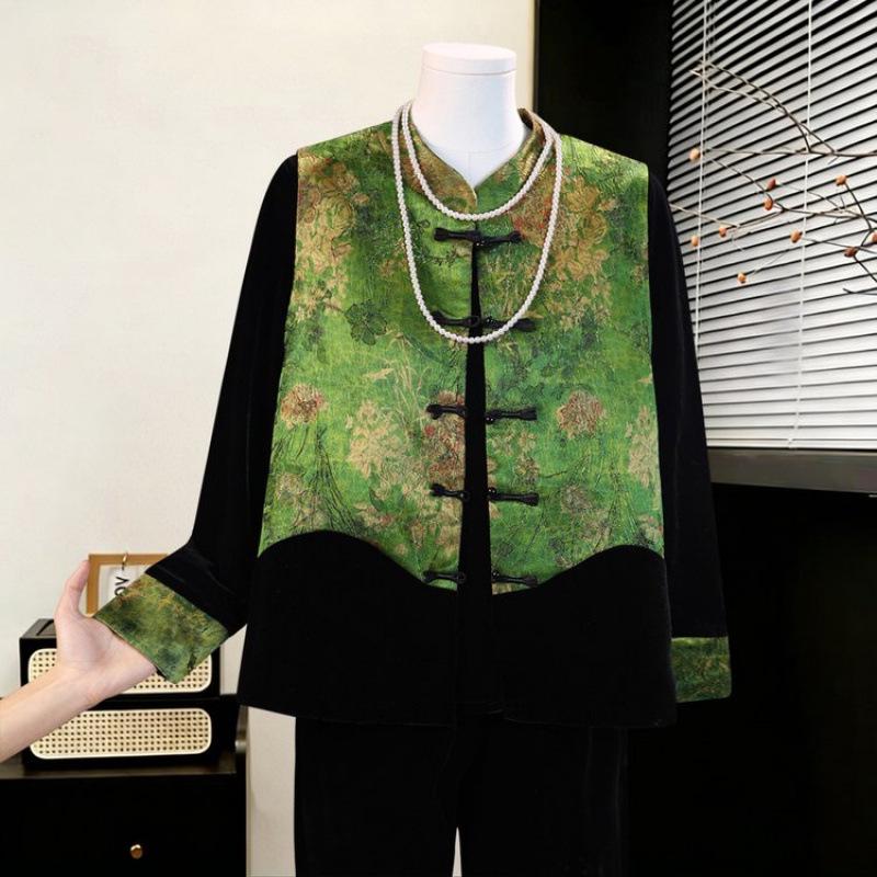 Petite Velvet Spring Outfit: Elegant Three-Piece Suit with New Chinese-Style Vest for Middle-Aged Women. 2XL