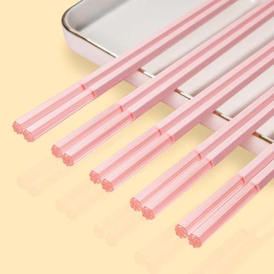 5 Paare/Set Schönes rosa Essstäbchen-Set im japanischen Stil Spülmaschinenfeste Essstäbchen aus Legierung Lebensmittel Rutschfeste Essstäbchen Küchenbedarf