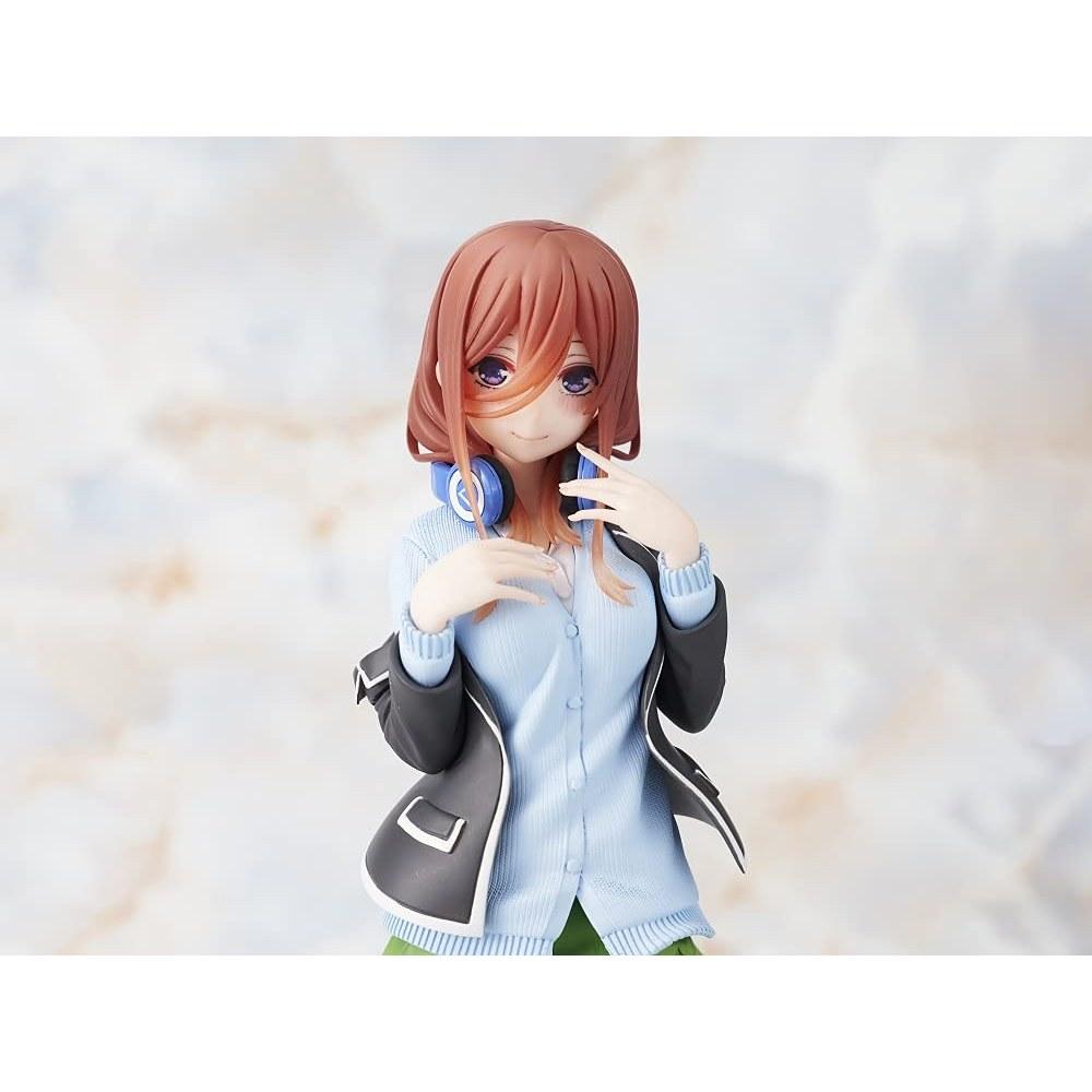 TAITO Quintessential Quintuplets Coreful Figure Miku Nakano School Uniform Ver