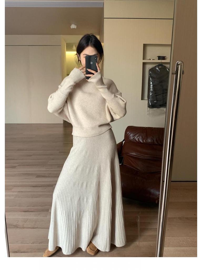 Elegant Autumn/Winter Knit Top & Long Skirt Set - Women's Fashion Two-Piece