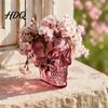 Transparente Rosa Glas Deko Gotischer Schädel Wandvase, Transluzenter Harz Pflanzgefäß, Klare Skulptur Einzigartiges Schreibtischornament, für Trockenblumen Zuhause