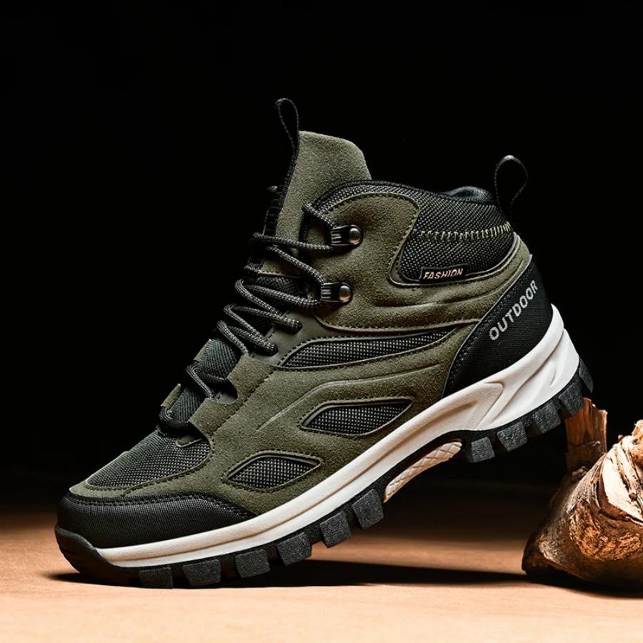 Men's hiking shoes Outdoor plus size anti-slip and wear-resistant hiking shoes Fashion casual sports shoes high-top men's shoes