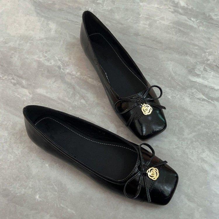 French small single shoes new square head shallow mouth flat shoes small fragrant soft sole Mary Jane shoes