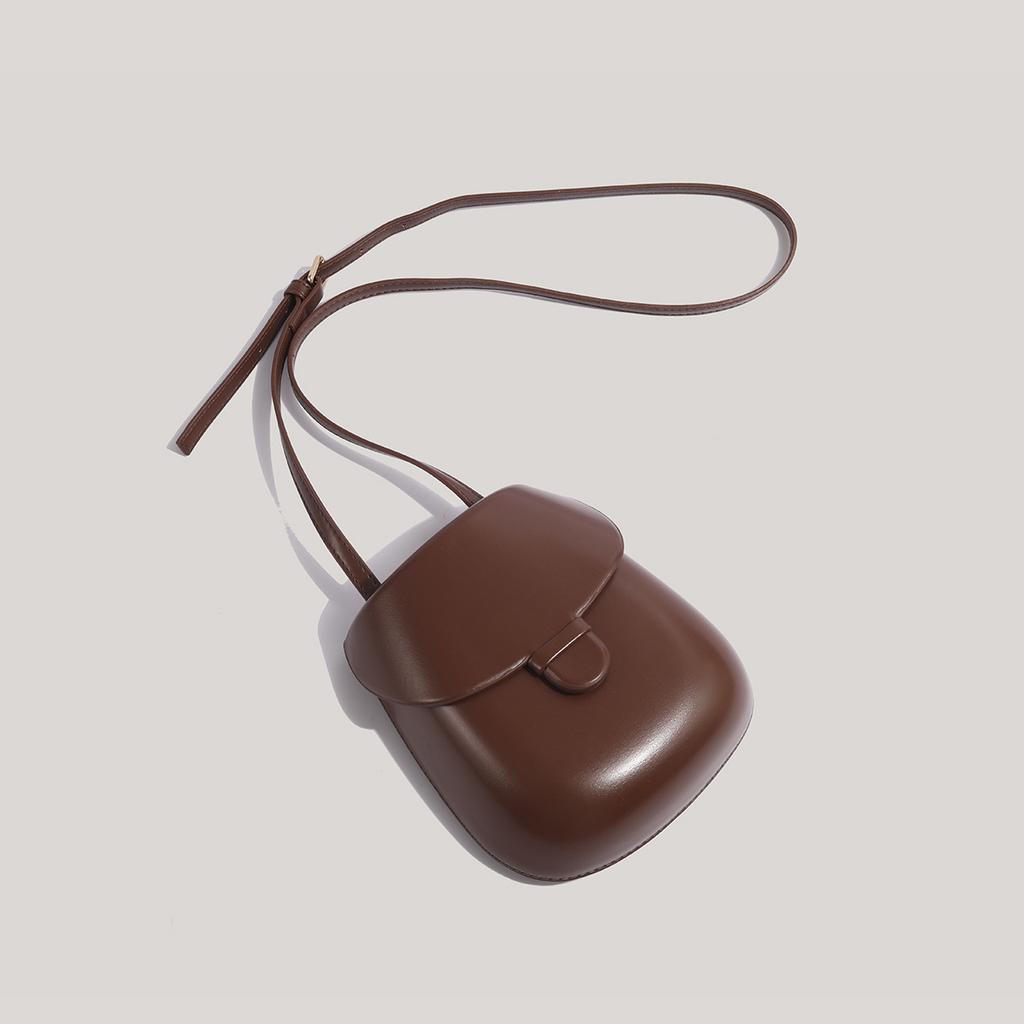 2025 spring and summer new fashion niche bag ins student retro saddle bag women's bag shoulder messenger bag