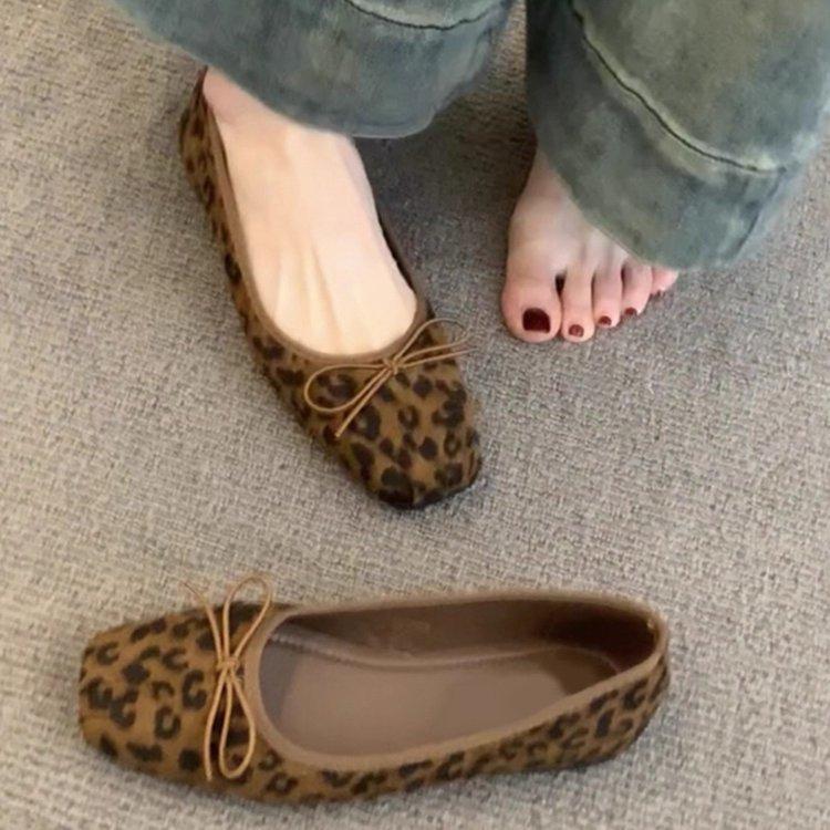 Korean version of square head leopard print single shoes women's autumn 2025 explosion French bow with skirt ballet evening shoes