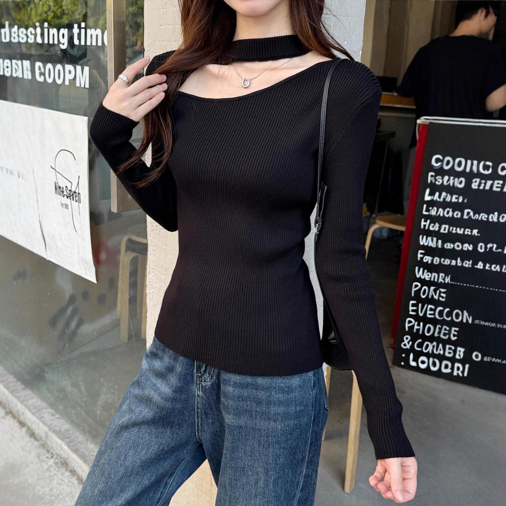 Women's Black Long Sleeve Knit Sweater Top - Halter Neck with Hollow Design, Perfect Slimming Base Layer for Autumn/Winter