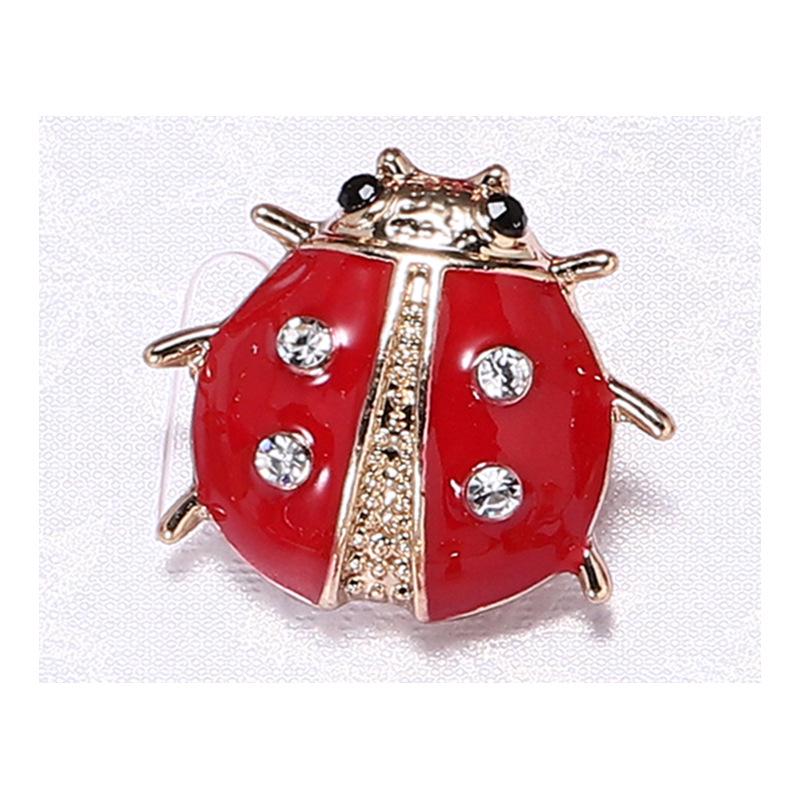 Creative Cartoon Ladybug Brooch - Versatile Beetle Pin for Fashionable Shirt Accessories