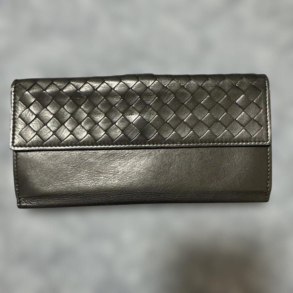 Used BOTTEGA VENETA Intrecciato Long Wallet - Beautiful Condition