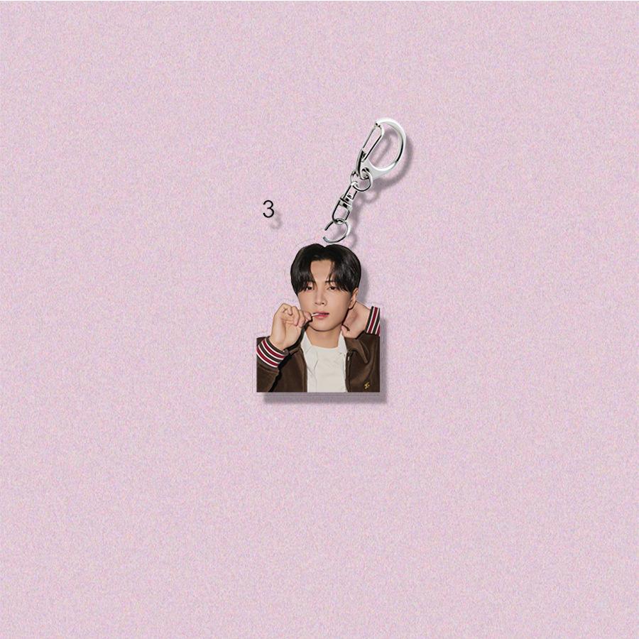 ENHYPEN Cute Casual Photo Keychain, ENHYPEN Member Portrait Acrylic Pendant, Kpop Fans Aesthetic Bag Charm