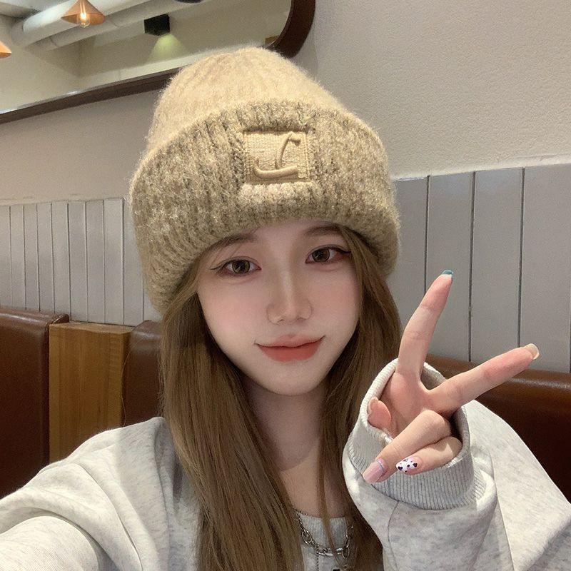 Loose and Thickened Face-showing Small Wool Hat Versatile Autumn and Winter Thickened Knitted Hat Big Head Ear Protection Cold Hat Plus Velvet Warm