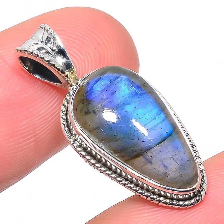 

Natural Labradorite Gemstone 925 Solid Sterling Silver Gift Pendant 1.18 s1F66