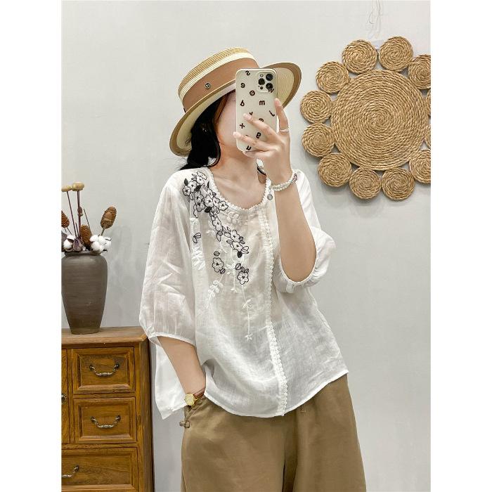 

Summer Women s Round Neck Embroidered Cotton and Hemp T-shirt Short Sleeve Shirt Large Size Artistic Embroidered Casual Top 3XL білий