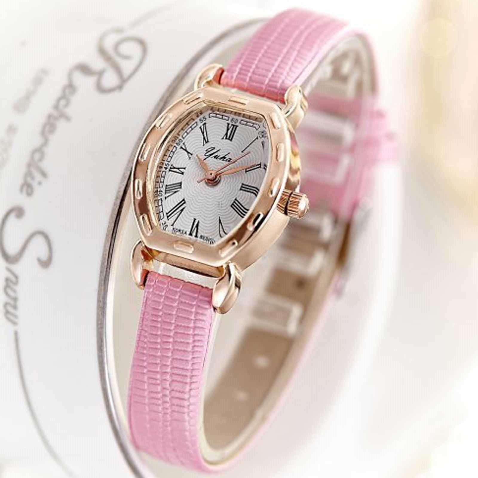 

Женские модные кожаные часы One Size