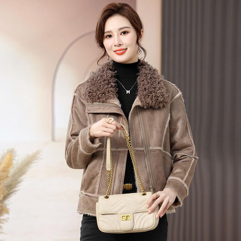 New Mom Splicing Fur One Piece Coat Women's Autumn and Winter Thick Fur Coat Short